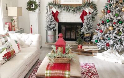 How to Deck the Halls Without Damaging Your Home