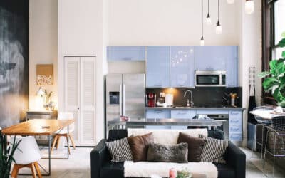 Level Up Your Houston Airbnb: The Ultimate Guide to Organizing & Decorating for Rave Reviews