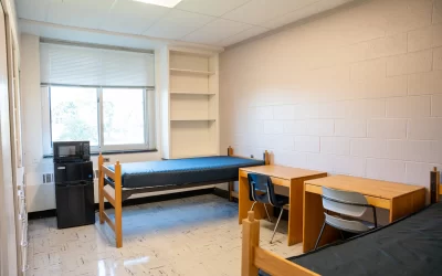 What Parents (and Students) Get Wrong About Dorm Room Organization