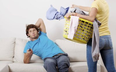 How to Get Organized When Your Partner Isn’t On Board (Without Doing All the Work Yourself)